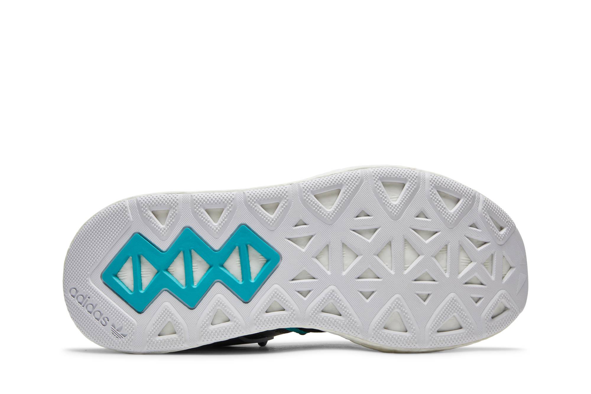 Shop (W) adidas Arkyn 'Negro Core' B96502