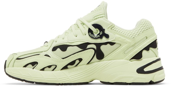 (W) adidas Astir 'Hampir Lime Cat Titisan' GX8550 Lookbook (W) adidas Astir 'Hampir Lime Cat Titisan' GX8550