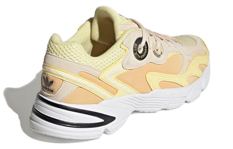 Shop (W) アディダス Astir “ほぼイエロー” (Adidas Astir "Hobo Yellow") GY6849