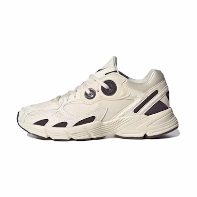 (W) adidas Astir 'Bubble Tea'