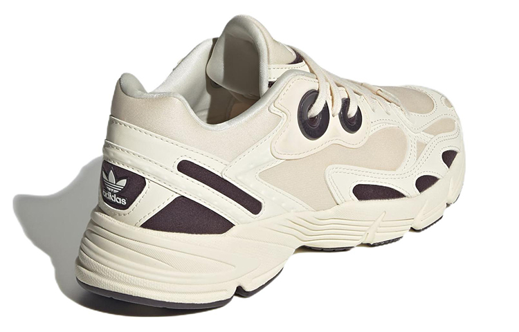 Shop (W) (여성) 아디다스 애스티르 '버블티' GY6791 GY6791