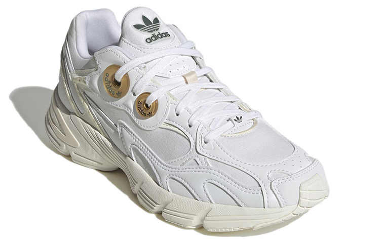 Lookbook (W) 阿迪达斯 Astir '云白' GY9946