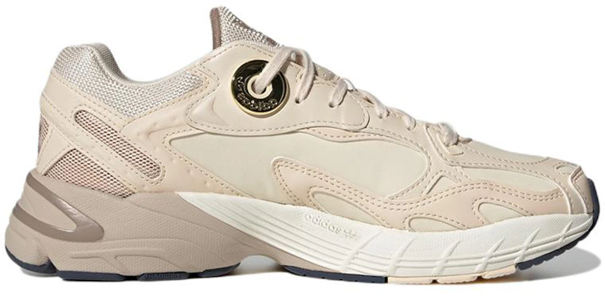 (W) adidas Astir 'Ecru Tint' Warna Krem GX7046 Lookbook (W) adidas Astir 'Ecru Tint' Warna Krem GX7046
