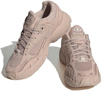 (W) adidas Astir 'Wonder Taupe' Pria/Wanita Sepatu Sneakers FZ6506 Lookbook (W) adidas Astir 'Wonder Taupe' Pria/Wanita Sepatu Sneakers FZ6506