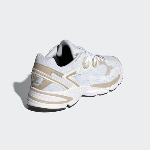 Sizing (Women) adidas Astir Sneakers Cloud White/Wonder Beige/Core Black IG6094