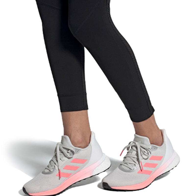 Sizing (W) 阿迪达斯 Astrarun 灰光红跑鞋 EH1526