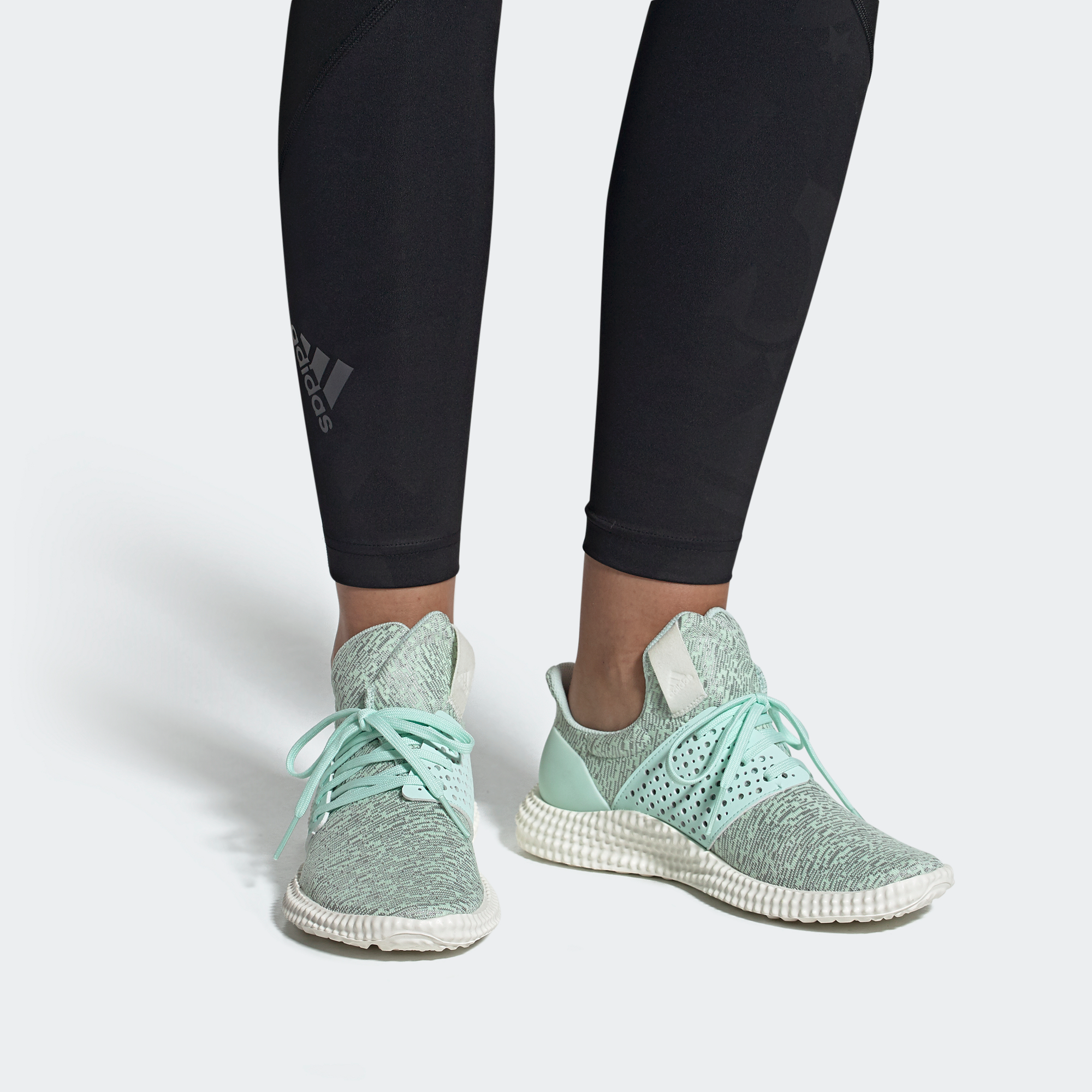 Sizing (W) adidas Athletics 24/7 TR W ''Ice Mint'' Damen Sneaker BB7190