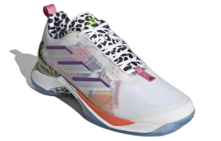 Lookbook (W) adidas Avacourt ''Safari Mix'' Sneakers GZ3750