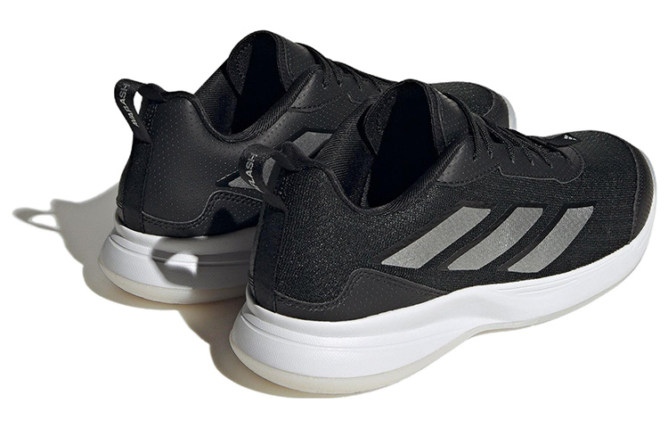 Shop (W) アディダス Avaflash Low 黒銀メタリック IG9543