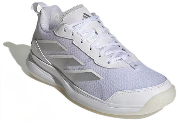 (W) 아디다스 아바플래쉬 로우 "화이트 실버 메탈릭" IG9540 Lookbook (W) 아디다스 아바플래쉬 로우 "화이트 실버 메탈릭" IG9540