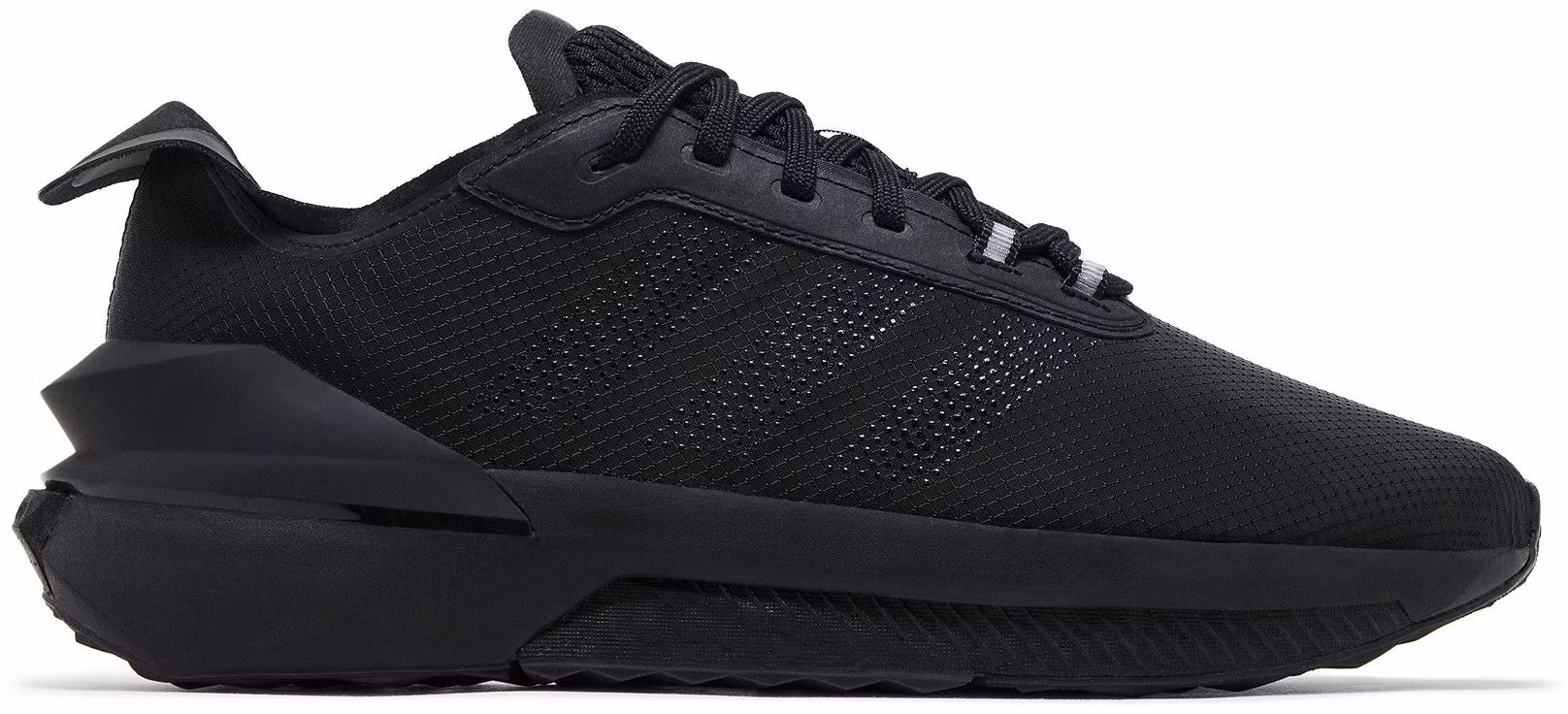 adidas-avryn-black-carbon