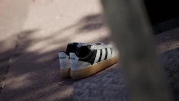 (W) Adidas Balenciaga Decollete Hitam/Putih/Gum JR3530 Order (W) Adidas Balenciaga Decollete Hitam/Putih/Gum JR3530