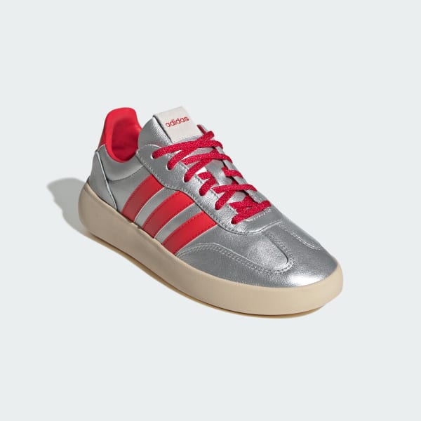 Shop (W) アディダス バレーダ デコード スニーカー シルバーメタリック/ピュアルビー/クリスタルサンド JR1220