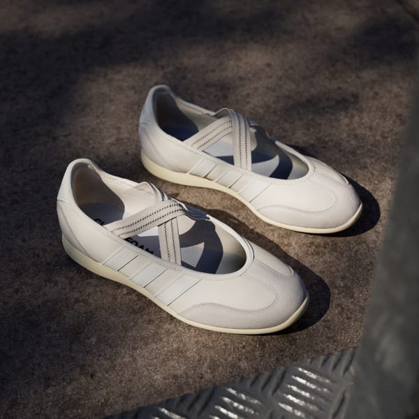 Purchase (W) アディダス バレダ メリージェーン スニーカー ワンダーホワイト/オフホワイト/ウォームバニラ HQ7399