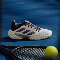 (W) adidas Barricade 13 ''Putih Powder Plum'' JR7814 Lookbook (W) adidas Barricade 13 ''Putih Powder Plum'' JR7814