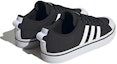 Lookbook (W) adidas Bravada 2.0 Kasut Kanvas Skateboard Gaya Hidup 'Hitam Putih' HP8001