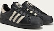 Lookbook (W) adidas oleh Avavav Superfinger Superstar 'Hitam Teras' JP7141