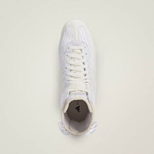 (W) adidas by Stella McCartney Rasant V3 运动鞋 JQ9372 Lookbook (W) adidas by Stella McCartney Rasant V3 运动鞋 JQ9372