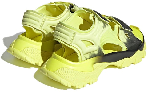 (W) ステラマッカートニー×アディダス ヒカ サンダル イエロー HP6308 Shop (W) ステラマッカートニー×アディダス ヒカ サンダル イエロー HP6308