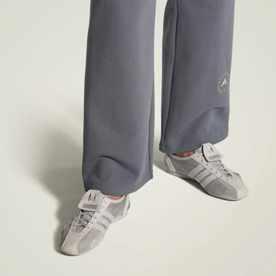 (W) adidas by Stella McCartney Sportswear 76 Pakaian Sukan. Kelabu Cerah/Onix KJ8931 Shop (W) adidas by Stella McCartney Sportswear 76 Pakaian Sukan. Kelabu Cerah/Onix KJ8931