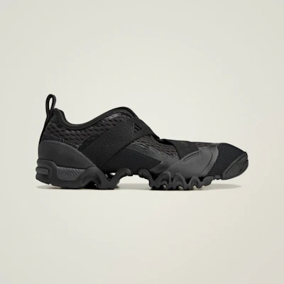 (W) adidas by Stella McCartney Sportswear X Trainer Hitam/Ecoblack/Coklat Pudar JR4683 Order (W) adidas by Stella McCartney Sportswear X Trainer Hitam/Ecoblack/Coklat Pudar JR4683