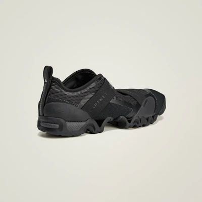 (W) adidas by Stella McCartney Sportswear X Trainer Hitam/Ecoblack/Coklat Pudar JR4683 Sizing (W) adidas by Stella McCartney Sportswear X Trainer Hitam/Ecoblack/Coklat Pudar JR4683