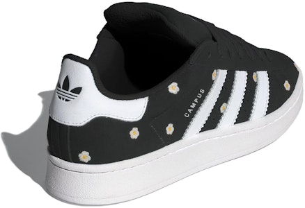 (W) adidas Campus 00s 'Hitam Putih Bordir Bunga' IF9640 Lookbook (W) adidas Campus 00s 'Hitam Putih Bordir Bunga' IF9640