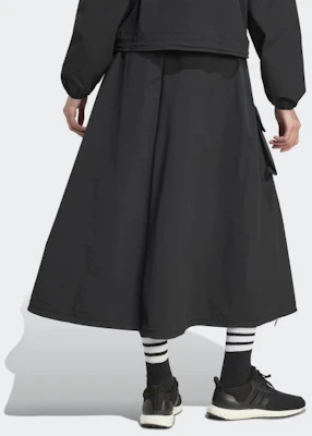 (W) adidas City Tech Cargo Skirt - Hitam JM8438 Order (W) adidas City Tech Cargo Skirt - Hitam JM8438