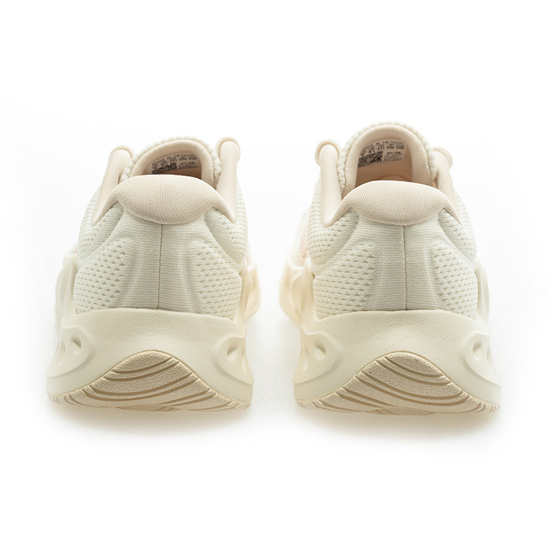 Lookbook (W) 阿迪达斯 Climacool Ventice 跑步鞋 纯白款 KI6921