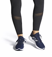 adidas Climawarm 2.0 低幫跑步鞋 女款 藍白 Sizing adidas Climawarm 2.0 低幫跑步鞋 女款 藍白