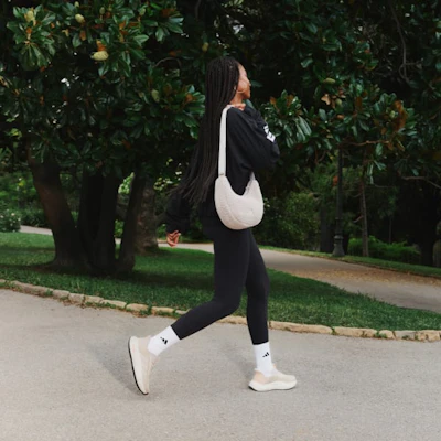 (W) adidas Cloudfoam 緩震 Rapidfit 鞋款 夢幻白/活力橘/純橘 KK3477 5