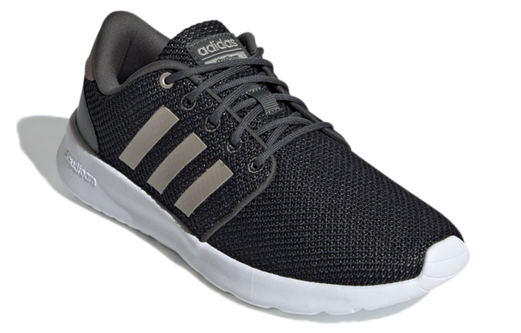 Lookbook (W) Sepatu Adidas Cloudfoam Qt Racer 'Hitam Coklat Metalik' F34785