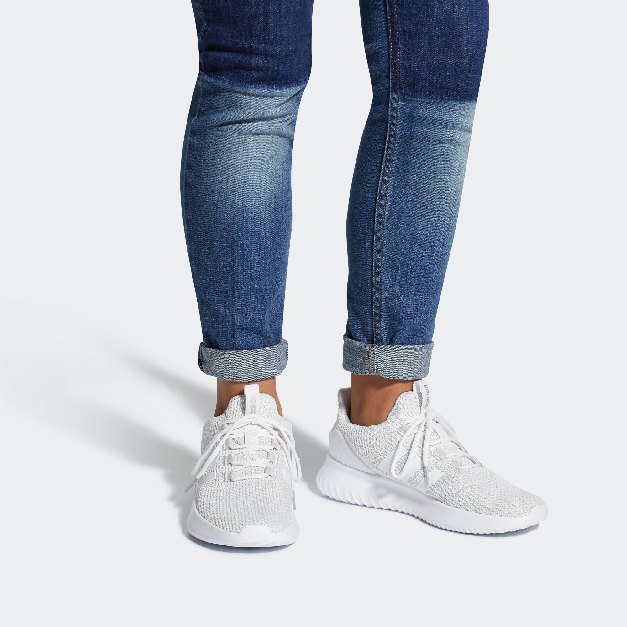 Sizing (W) adidas Cloudfoam Ultimate ''Grigio'' BC0034