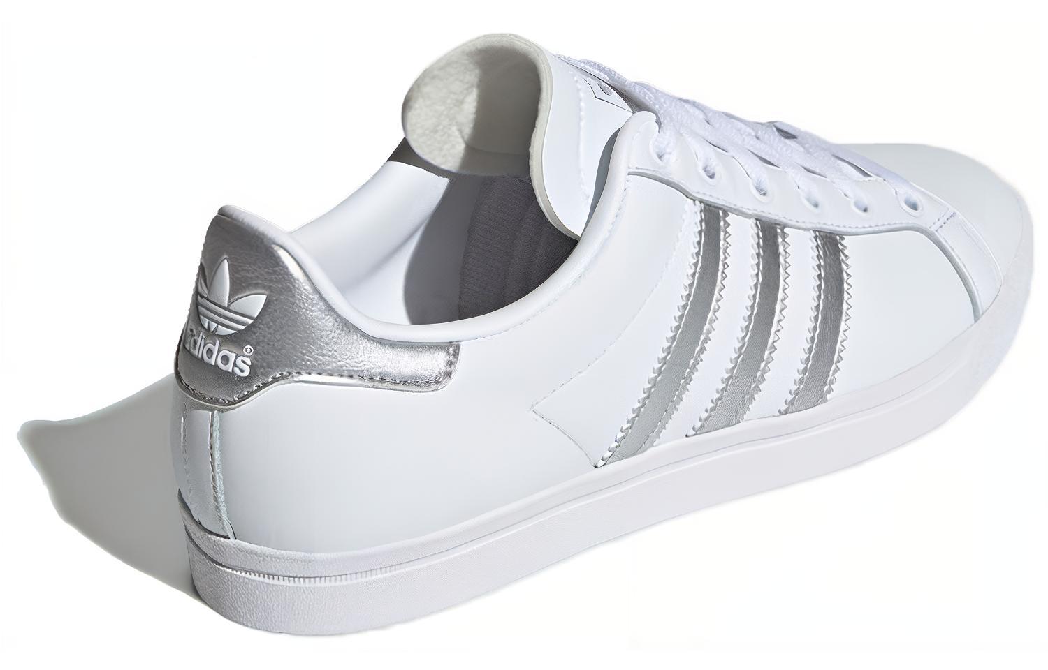 Shop (女士) adidas Coast Star '白銀金屬' EE6521