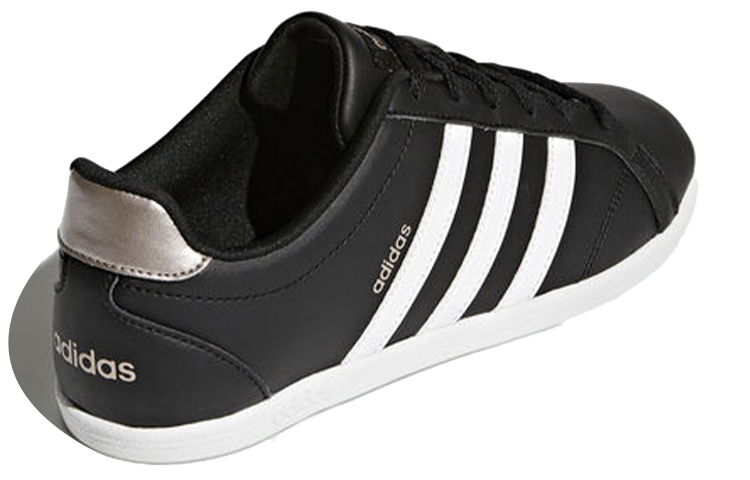 Lookbook (W) adidas Coneo QT ''Core Schwarz'' DB0126