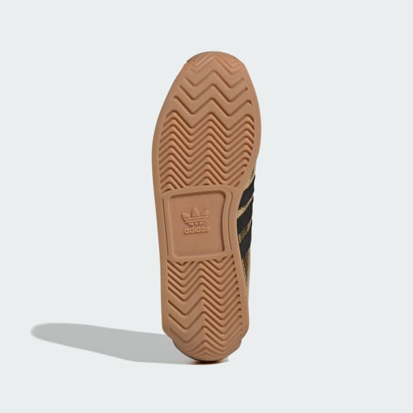 Shop (W) adidas Country OG ''Or Métallique Noir'' JQ5110