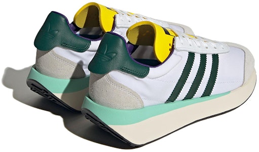 (W) adidas Country XLG 'Putih Hijau Kuning' IF8118 Shop (W) adidas Country XLG 'Putih Hijau Kuning' IF8118