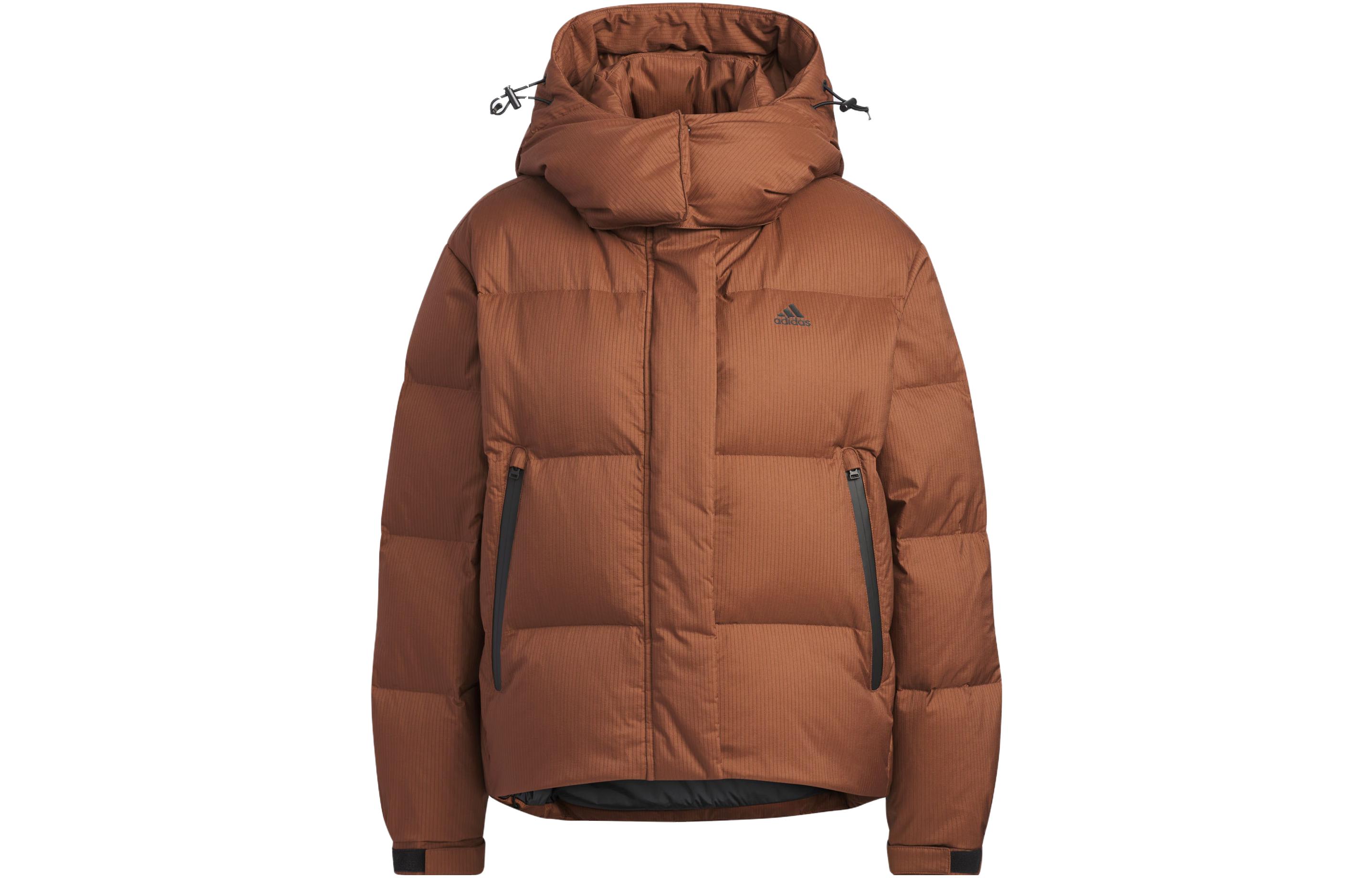 Order (W) Chaqueta adidas Daily 600 Fill Impermeable con Capucha Desmontable de Plumas. IW0773