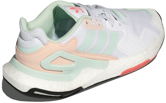 (Women) adidas Day Jogger 'White Dash Green' FY3018 Shop (Women) adidas Day Jogger 'White Dash Green' FY3018