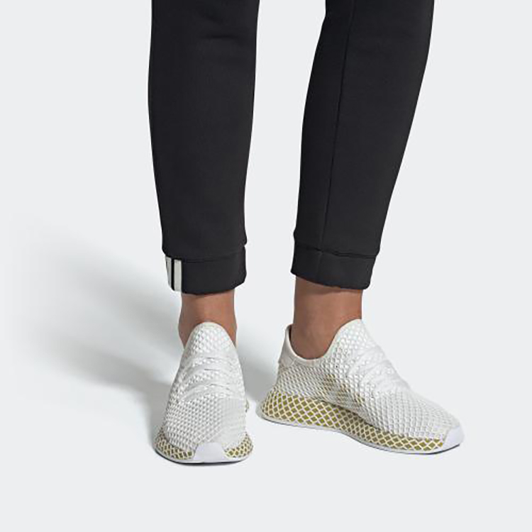 Details for (W) adidas Deerupt Runner 'Putih Emas Metalik' CG6087