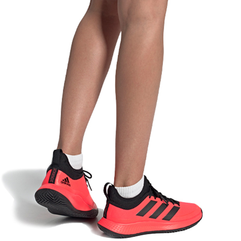 Sizing (W) adidas Defiant Generation MC ''Rose Signal'' FX5814