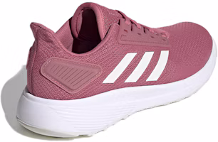 Shop (女性) adidas Duramo 9 '微醺栗色' FW2368