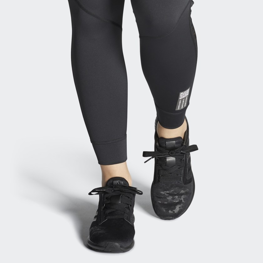 Sizing (W) adidas Edge Lux 4 ''Noir'' FV7686