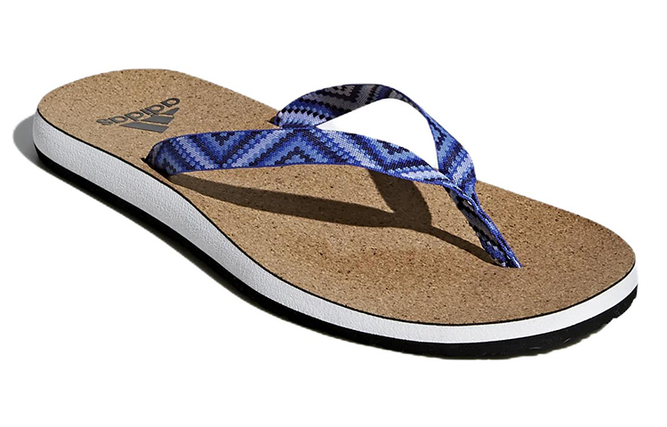 Lookbook (W) adidas Eezay Tongs en Liège Sandale CG2816