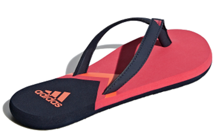 Shop adidas Eezay Flip-Flops 簡約拖鞋 女裝 粉黑色
