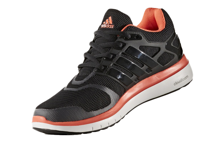 Lookbook adidas Energy Cloud V 女款 黑橙