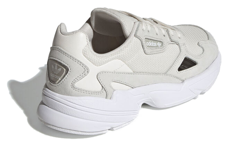 Shop adidas originals Falcon 潮流復古 低幫休閒老爹鞋 女款 灰色