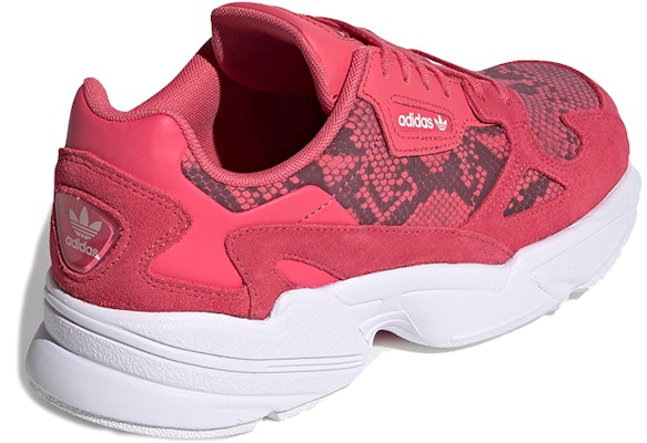 (W) adidas Falcon 'Craft Pink Snakeskin' Rosa Serpiente FV4481 Lookbook (W) adidas Falcon 'Craft Pink Snakeskin' Rosa Serpiente FV4481