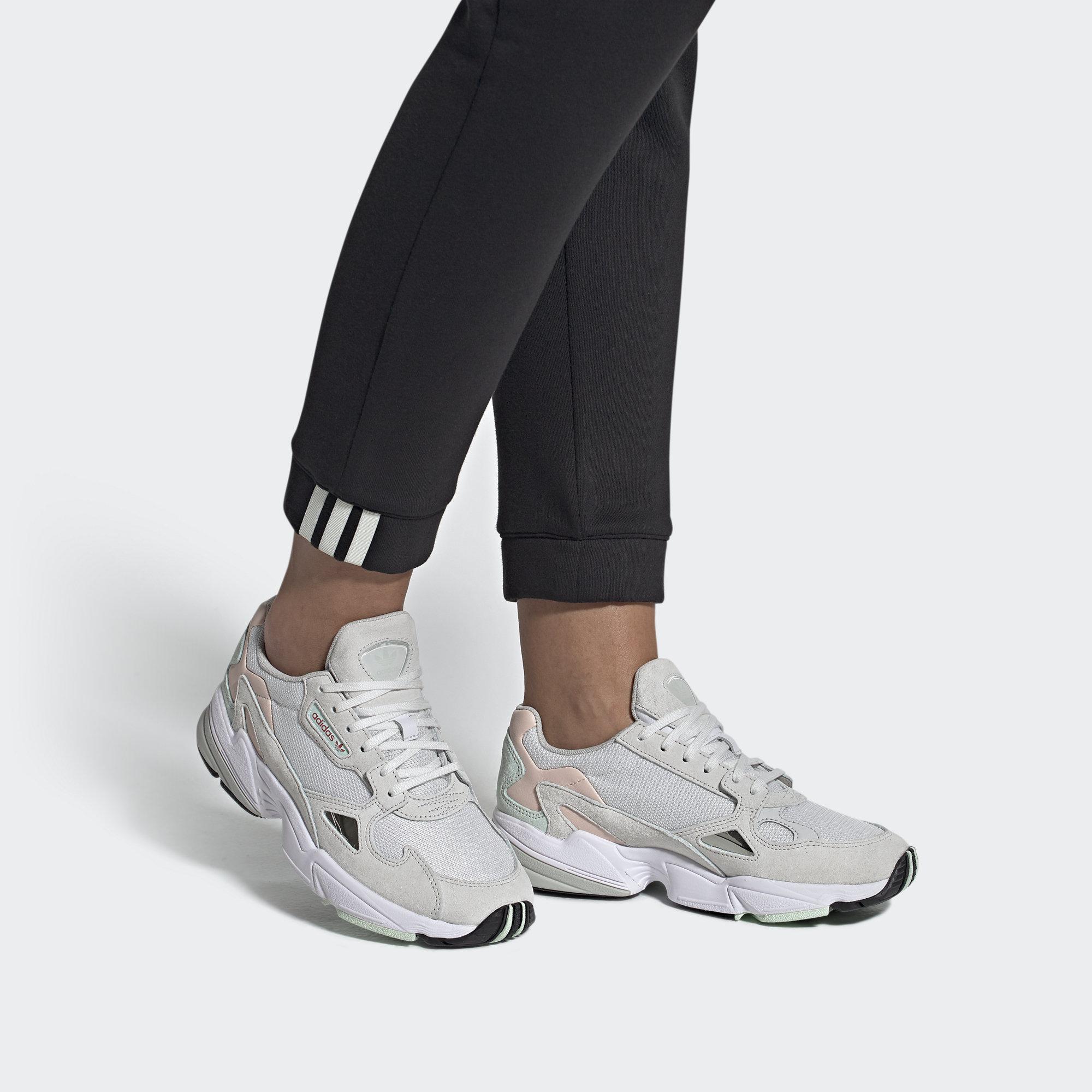 (W) adidas Falcon 'Grey Icey Pink' 圖 6