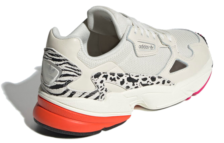 Shop (W) アディダス ファルコン “レオパード” EG2675